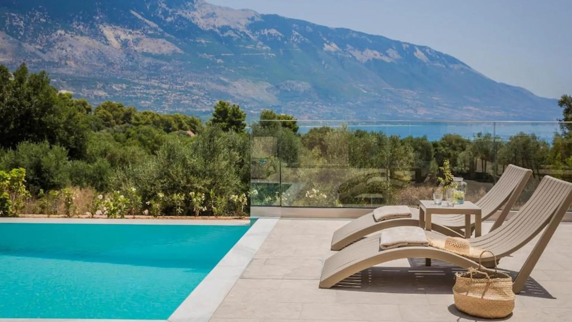 Magnificent Kefalonia Villa 3 Bedrooms Villa Montagna Mare Private Pool Stunning Sea Views Pesada Peszáda