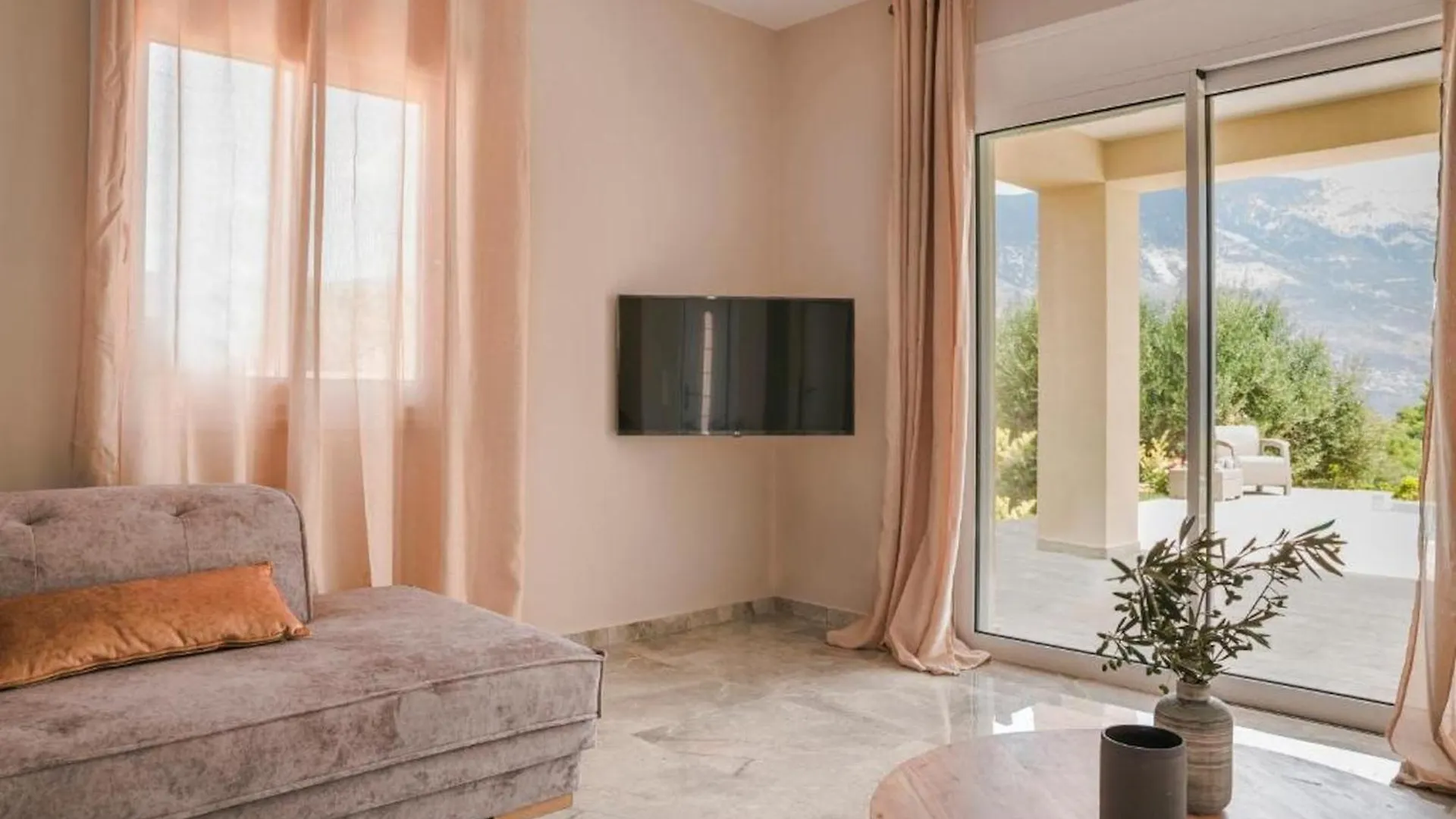 Magnificent Kefalonia Villa 3 Bedrooms Villa Montagna Mare Private Pool Stunning Sea Views Pesada Pesádha