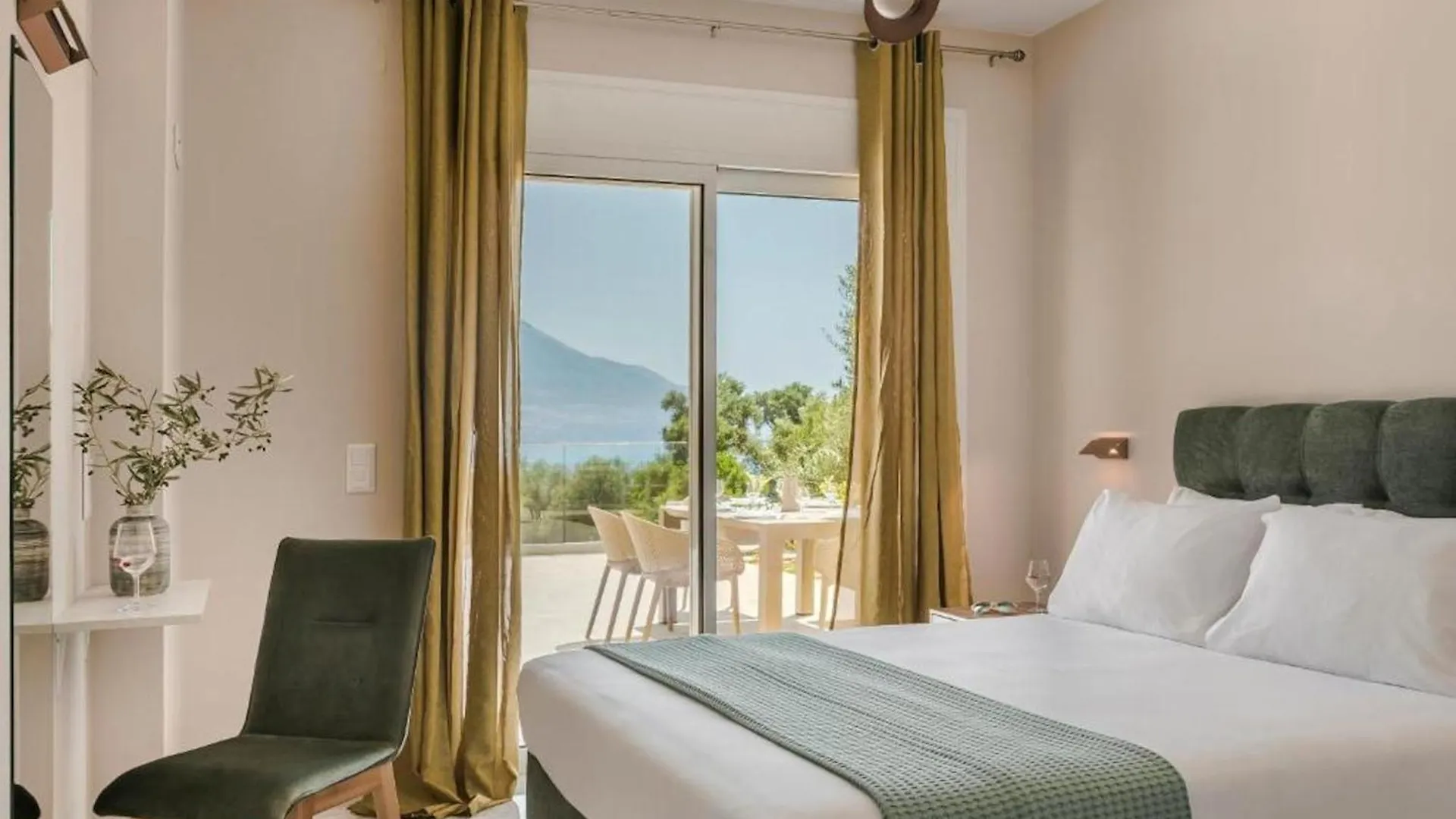 Magnificent Kefalonia Villa 3 Bedrooms Villa Montagna Mare Private Pool Stunning Sea Views Pesada Pesádha Grækenland